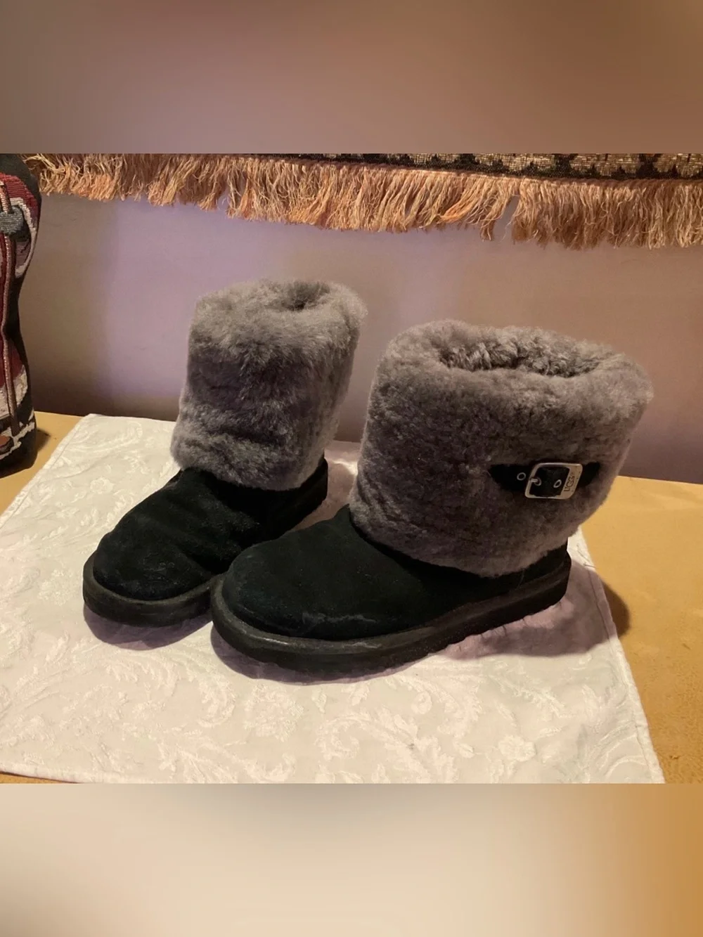 UGG  “Elle” Winter Boots Size 7